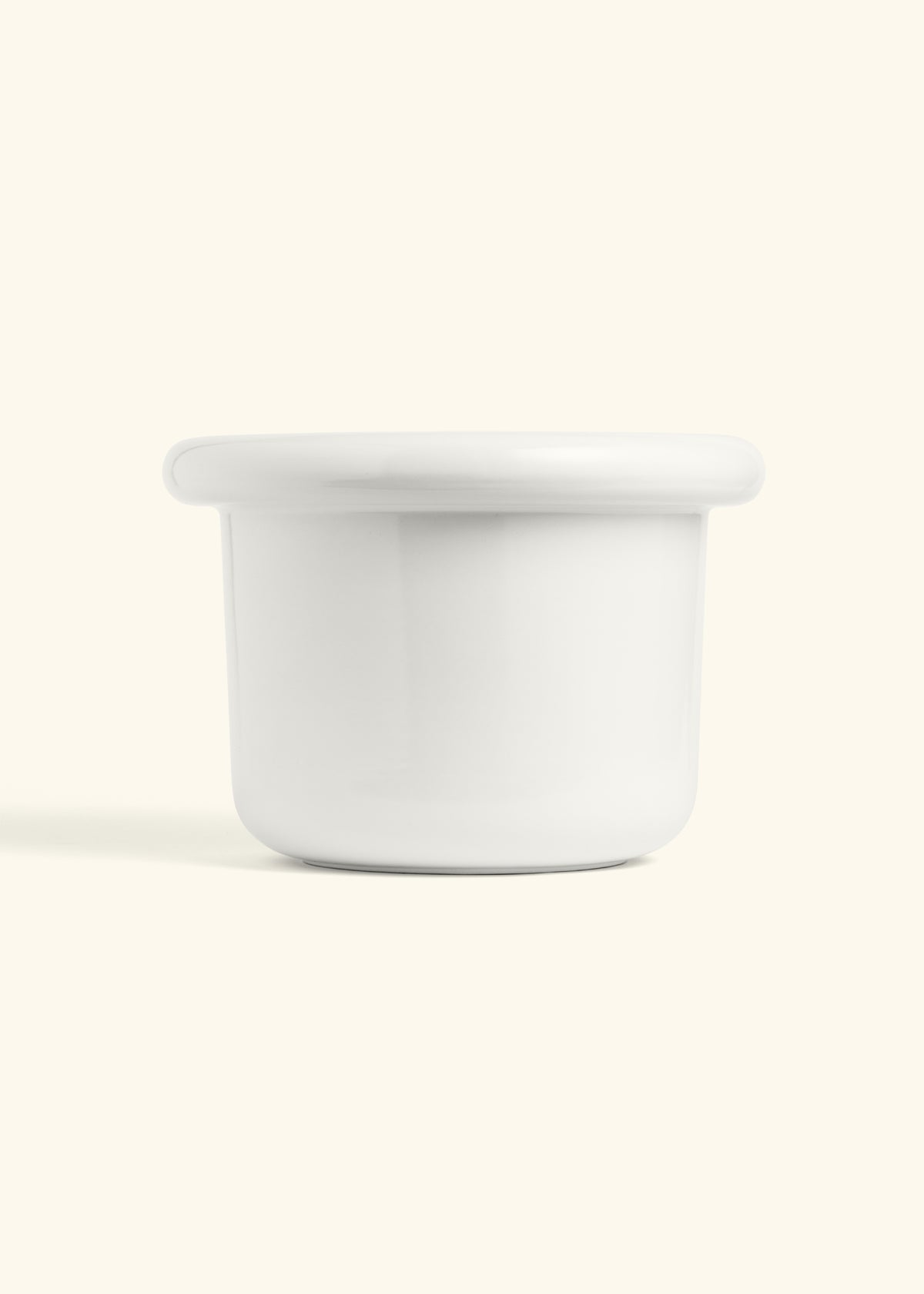 Polar White Fat Lip Planter